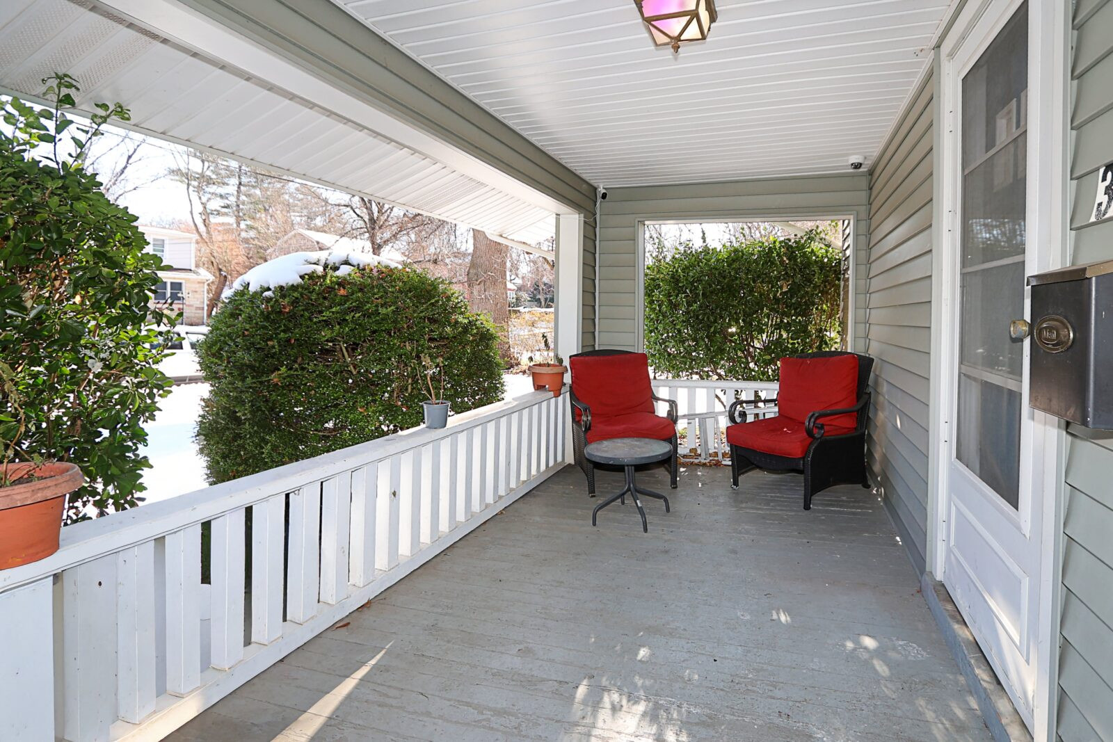 35 Francis Terr, Glen Cove 4-min