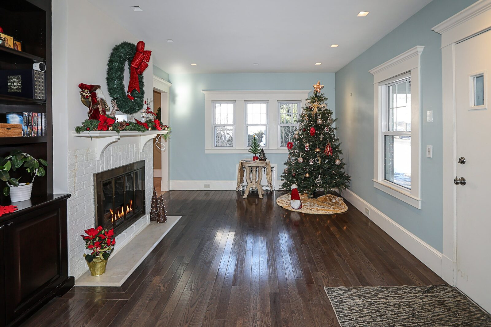 35 Francis Terr, Glen Cove 6-min